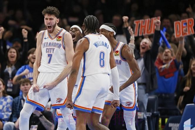 力压亚历山大,联盟第一人要易主!文班值得顶薪,勇士却在吃老本 力压亚历山大,联盟第一人要易主!文班值得顶薪,勇士却在吃老本